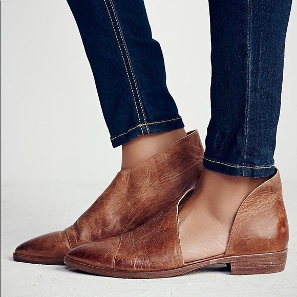 Free People Shoes - Free people Royale pointed toe flat sz 36 6-7